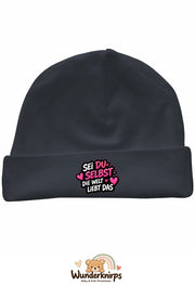 Umschlagmütze Rox-01 in Anthrazit mit Motiv Sei du selbst
