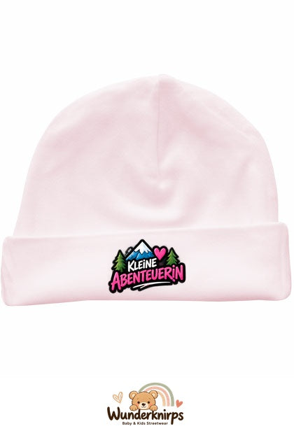 Umschlagmütze Rox-01 in Pastellrosa mit Motiv Kleine Abenteurerin