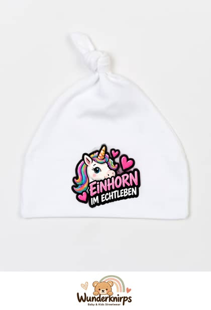 Knotenmütze Babybugz BZ15 in Weiß mit Motiv Einhorn im Echtleben