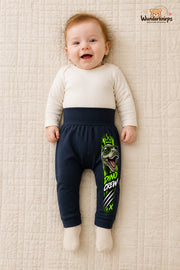 Dino crew – Dino mit Persönlichkeit – Babyhose für Mädchen: Navy mit Dino-Druck am Hosenbein – Wunderknirps.