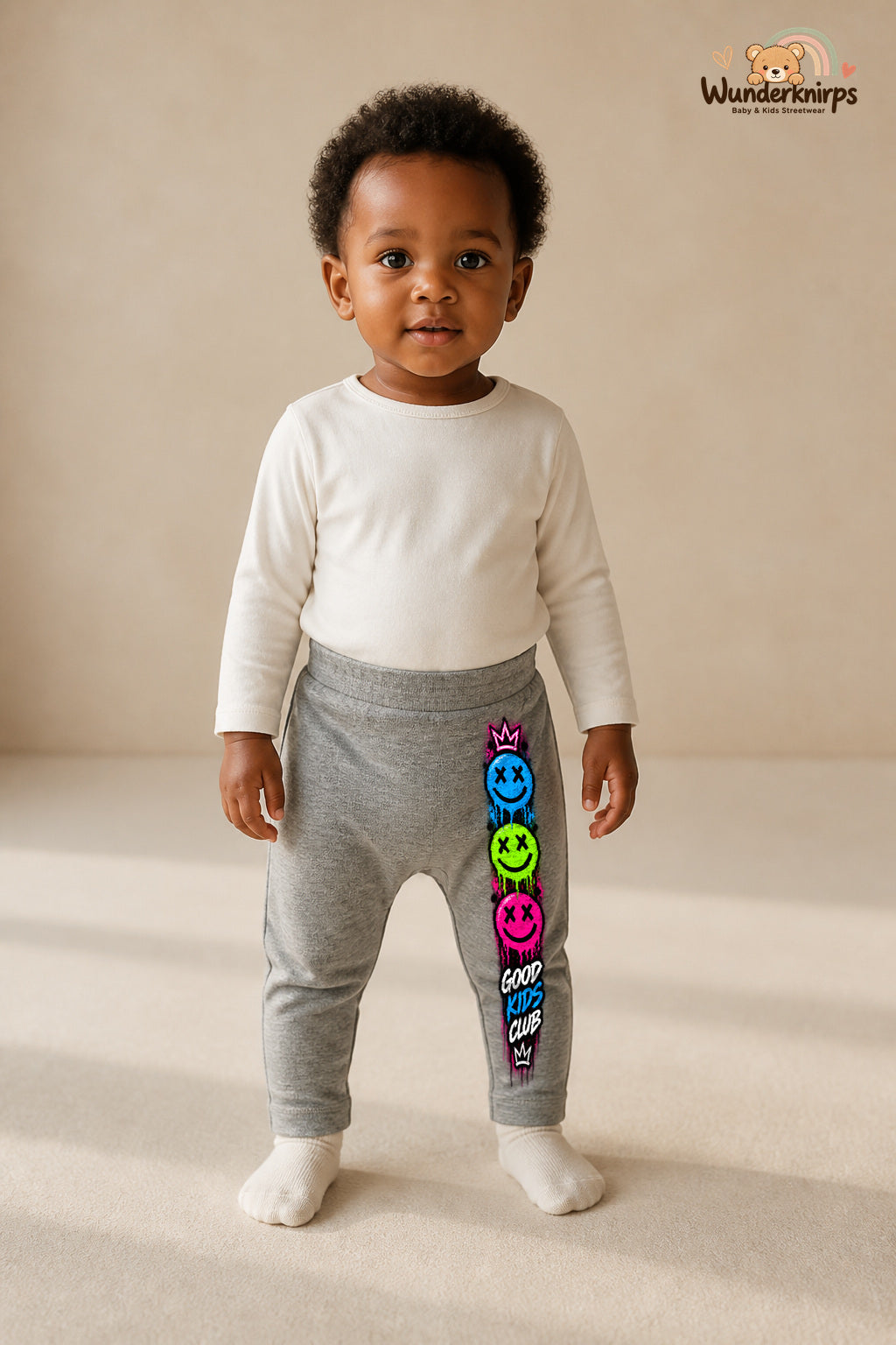 Smileys Lieblingslook – Good kids club – Babyhose für Mädchen: Grau meliert mit Smileys-Druck am Hosenbein – Wunderknirps.